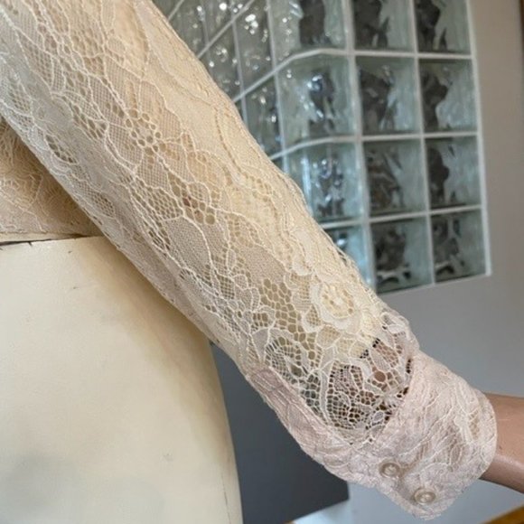 FREE PEOPLE LACE BLOUSE XSmall  Antique Ivory with Long Sleeves, Drop Shoulders - Picture 10 of 13
